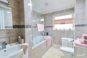 Photo 11- click for photo gallery